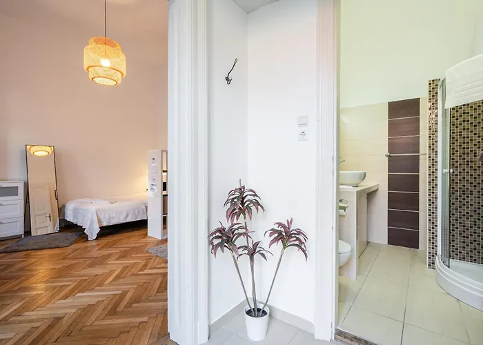 Elementa Luxe * Budapesta